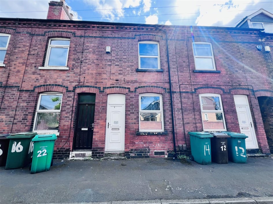 Cycle Road, Lenton, Nottingham - Image 1